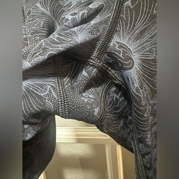 Lululemon Speed Up Crop-Nouveau Mach Blue Black - Picture 9 of 12